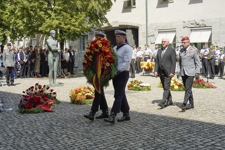 Gedenkveranstaltung zum 80. Jahrestag des Aufstands gegen Nationalsozialistische Gewaltherrschaft in Berlin