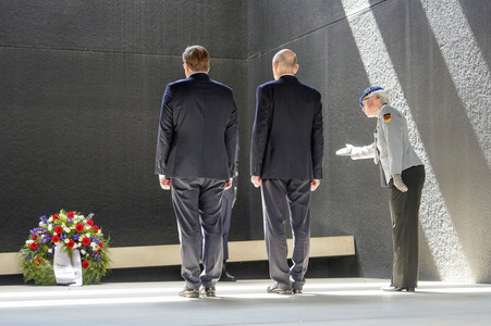 Empfang des Verteidigungsministers des Vereinigten Königreichs in Berlin