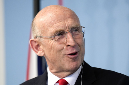 Empfang des Verteidigungsministers des Vereinigten Königreichs in Berlin