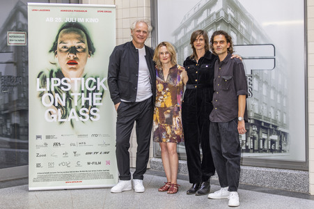 Filmpremiere 'Lipstick on the Glass' in Leipzig