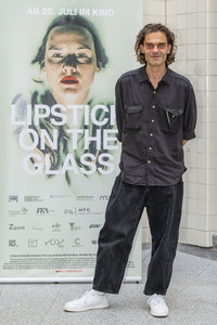 Filmpremiere 'Lipstick on the Glass' in Leipzig