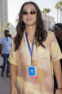 Román Zaragoza auf der San Diego Comic-Con International 2024