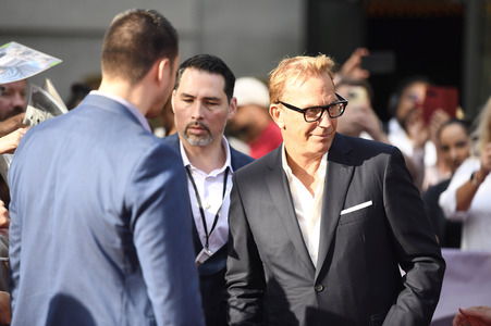 Filmpremiere 'Horizon' in Berlin