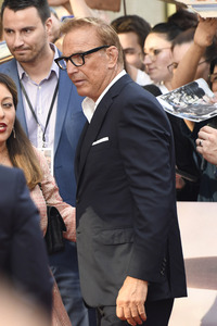 Filmpremiere 'Horizon' in Berlin