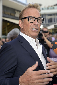 Filmpremiere 'Horizon' in Berlin