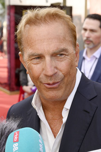 Filmpremiere 'Horizon' in Berlin