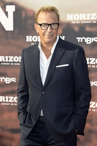 Filmpremiere 'Horizon' in Berlin