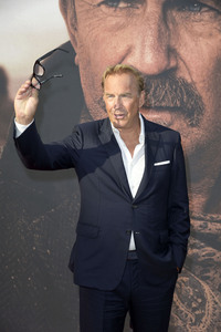 Filmpremiere 'Horizon' in Berlin