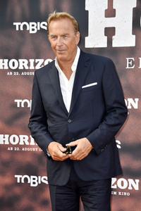 Filmpremiere 'Horizon' in Berlin