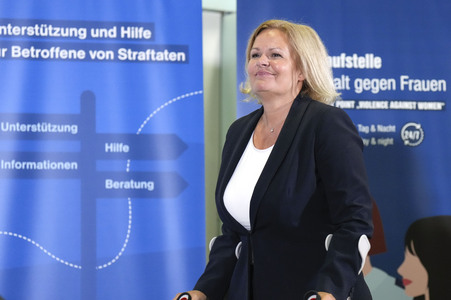 Eröffnung der ersten Anlaufstelle der Bundespolizei zum Schutz von Frauen vor Gewalt in Berlin