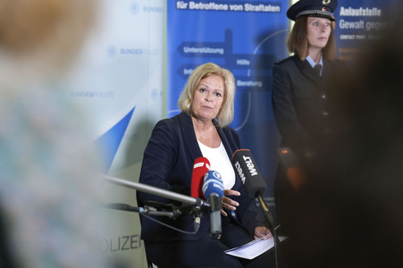 Eröffnung der ersten Anlaufstelle der Bundespolizei zum Schutz von Frauen vor Gewalt in Berlin