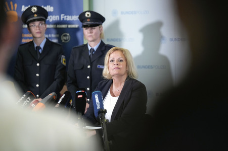 Eröffnung der ersten Anlaufstelle der Bundespolizei zum Schutz von Frauen vor Gewalt in Berlin