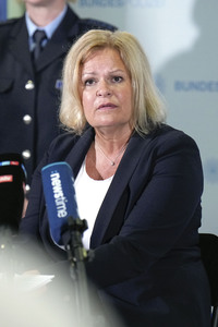 Eröffnung der ersten Anlaufstelle der Bundespolizei zum Schutz von Frauen vor Gewalt in Berlin