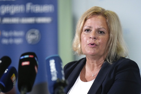 Eröffnung der ersten Anlaufstelle der Bundespolizei zum Schutz von Frauen vor Gewalt in Berlin