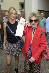 Theaterpremiere 'Die Tanzstunde' in Berlin