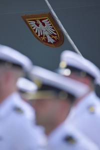 Ankunft von Schiffen der Deutschen Marine in Tokio