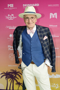 Landpartie Sommerfest mit Julian F.M. Stoeckel in Buckow