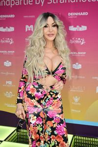 Landpartie Sommerfest mit Julian F.M. Stoeckel in Buckow