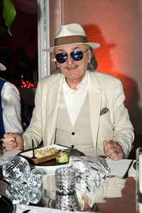 Landpartie Sommerfest mit Julian F.M. Stoeckel in Buckow