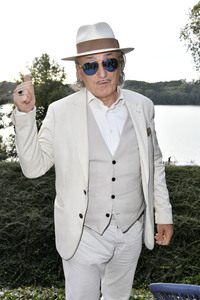 Landpartie Sommerfest mit Julian F.M. Stoeckel in Buckow