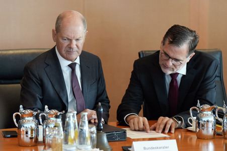 111. Sitzung des Bundeskabinetts in Berlin