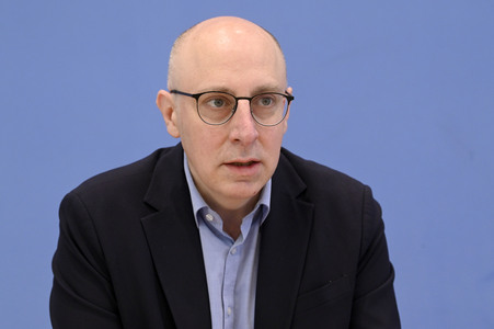 Bundespressekonferenz Wirtschaftsschutzbericht in Berlin