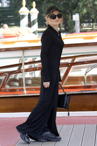 Ankunft von Isabelle Huppert am Hotel Excelsior, Internationale Filmfestspiele von Venedig 2024