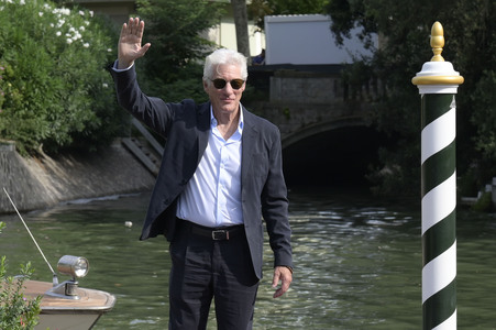 Ankunft von Richard Gere am Hotel Excelsior, Internationale Filmfestspiele von Venedig 2024