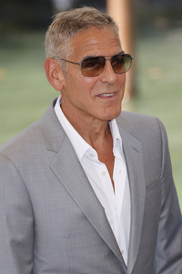 Ankunft von George Clooney und Brad Pitt am Palazzo del Casino, Internationale Filmfestspiele von Venedig 2024