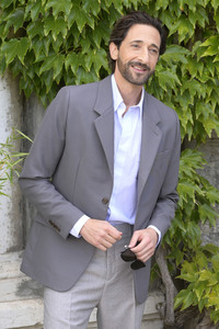 Ankunft von Adrien Brody am Hotel Excelsior, Internationale Filmfestspiele von Venedig 2024