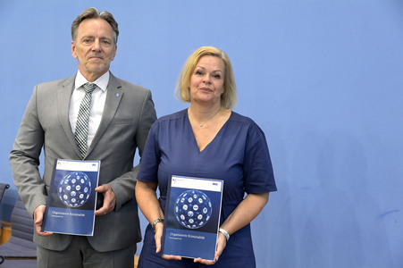 Bundespressekonferenz Bundeslagebild zur Organisierten Kriminalität 2023 in Berlin