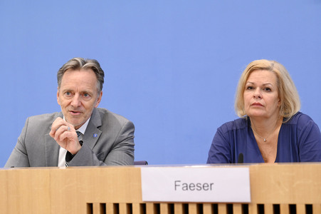 Bundespressekonferenz Bundeslagebild zur Organisierten Kriminalität 2023 in Berlin