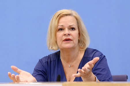 Bundespressekonferenz Bundeslagebild zur Organisierten Kriminalität 2023 in Berlin