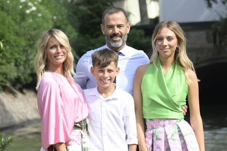 Ankunft von Katia Pedrotti und Ascanio Pacelli am Hotel Excelsior, Internationale Filmfestspiele von Venedig 2024