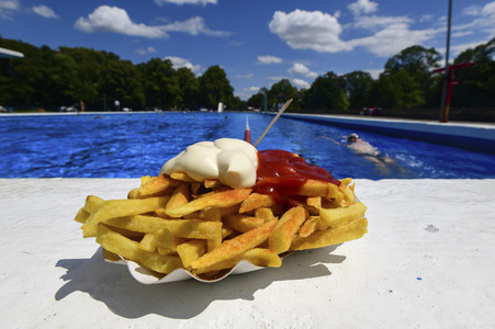 Symbolfoto Pommes Frites