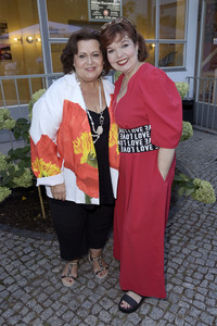 Theaterpremiere 'Stasi, Stress und Stolperfallen' in Berlin