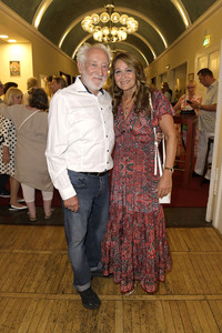 Theaterpremiere 'Stasi, Stress und Stolperfallen' in Berlin