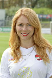 Benefiz-Fußballspiel 'Kicken mit Herz' 2024 in Hamburg