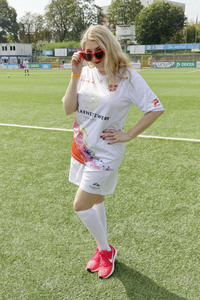 Benefiz-Fußballspiel 'Kicken mit Herz' 2024 in Hamburg