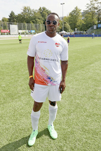 Benefiz-Fußballspiel 'Kicken mit Herz' 2024 in Hamburg