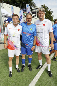 Benefiz-Fußballspiel 'Kicken mit Herz' 2024 in Hamburg