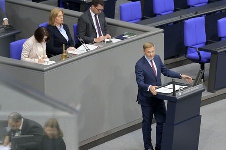 183. Sitzung des Deutschen Bundestages in Berlin