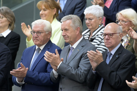 Feierstunde zum 75. Jahrestag der Konstituierung des ersten Deutschen Bundestages in Berlin