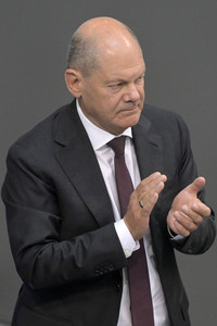 Feierstunde zum 75. Jahrestag der Konstituierung des ersten Deutschen Bundestages in Berlin