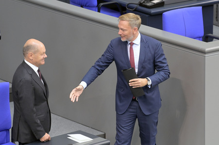 Feierstunde zum 75. Jahrestag der Konstituierung des ersten Deutschen Bundestages in Berlin