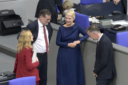 Feierstunde zum 75. Jahrestag der Konstituierung des ersten Deutschen Bundestages in Berlin