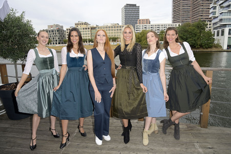 Fair Fashion Modenschau der Angermaier Greenline X Barbara Meier-Kollektion in Berlin