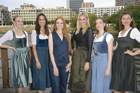 Fair Fashion Modenschau der Angermaier Greenline X Barbara Meier-Kollektion in Berlin