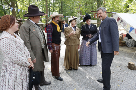 Markus Söder besucht den Cowboy-Club München