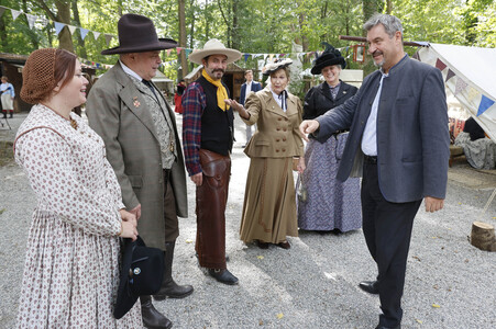 Markus Söder besucht den Cowboy-Club München